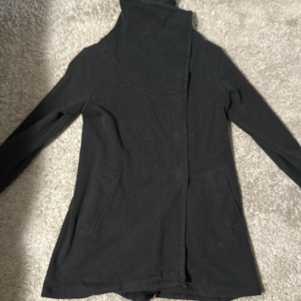 Lulu lemon sweatshirt